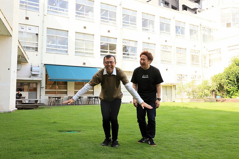 ジョイマンのネタをパラパラ写真で。