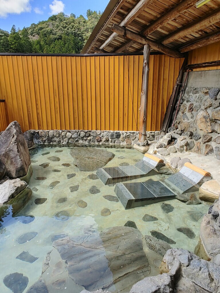 神湯荘［奈良／上湯温泉］貸切星見風呂 天乃川。