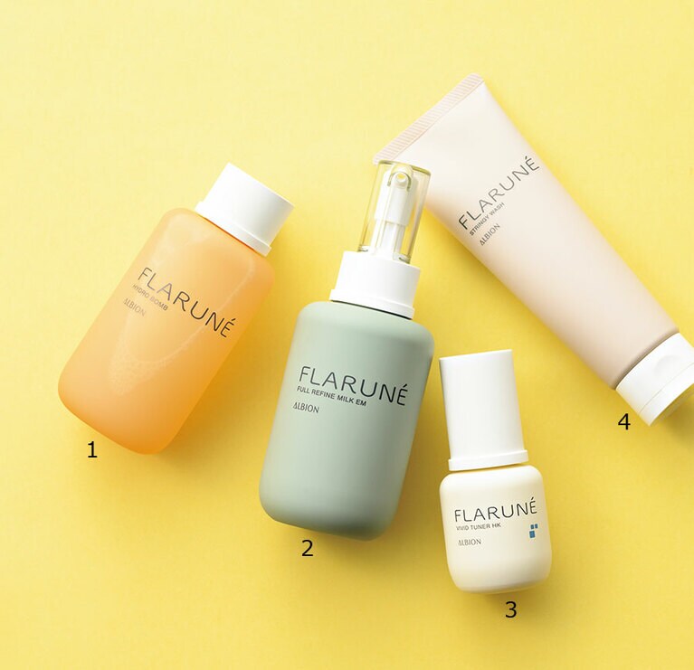 1：“潤いの爆弾”の名前通りたっぷり潤う化粧水。フラルネ ハイドロボム 200mL 5,500円 
2：コクのある濃密さで高精細なキメ肌を育む乳液。同 フルリファイン ミルクEM 200g 5,500円 
3：YR(やる気肌)、KM(気まま肌)、HK(はかなげ肌)、肌の個性に寄り添って肌を整えていく美容液。同 ビビッドチューナー HK 40mL 5,500円 
4：糸引きベースが濃密泡になり、クリアな肌に洗い上げる洗顔料。同 ストリンギー ウォッシュ 120g 2,750円／アルビオン