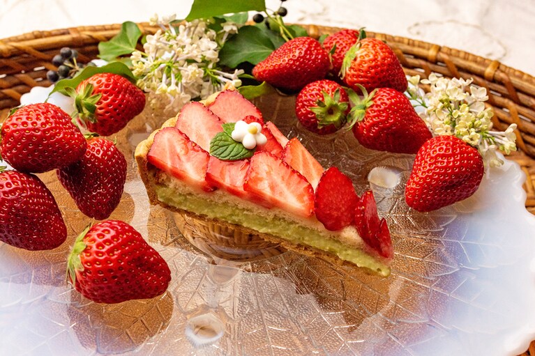 「宮城県山元町“山元いちご農園”のにこにこベリーとずんだのタルト」piece777円／whole(25cm)7,776円 ※東京スカイツリータウン·ソラマチ店、仙台、浜松限定。