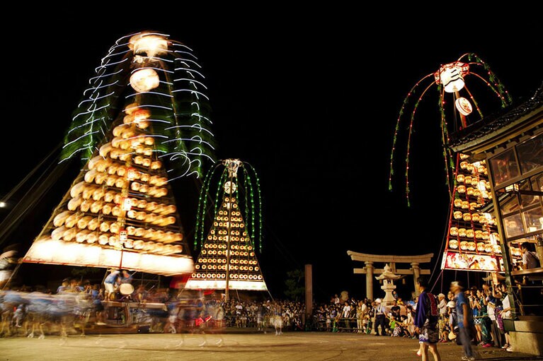 たてもん祭り。写真提供：魚津市