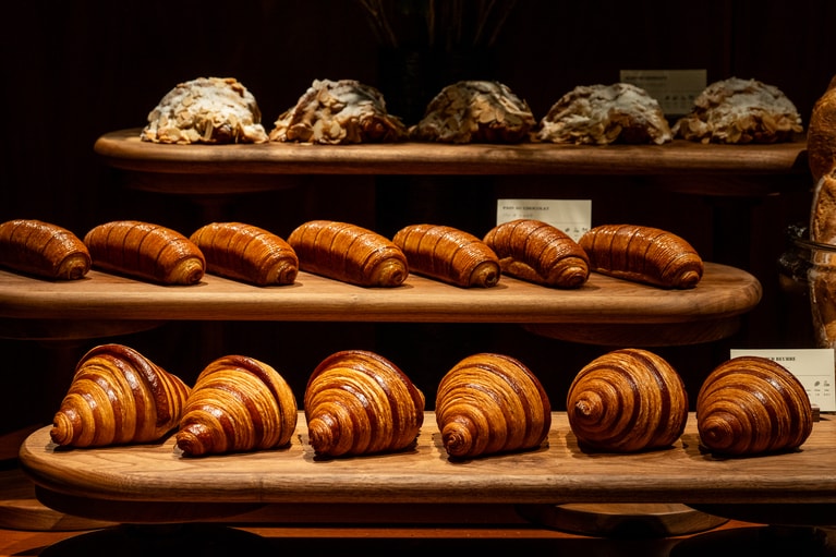 パンのコーナーも誕生。