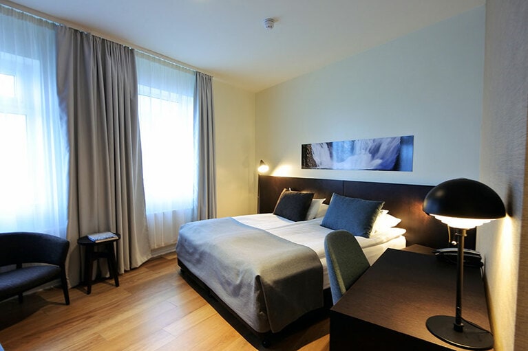 アイスランドで展開しているフォスホテル。シンプルな空間が居心地いい。