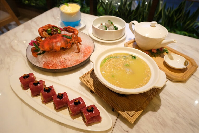 華やかで洗練された料理の数々。