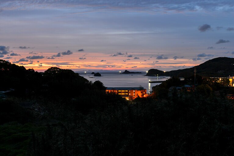静けさに包まれる湯本温泉に佇む、壱岐リトリート 海里村上。