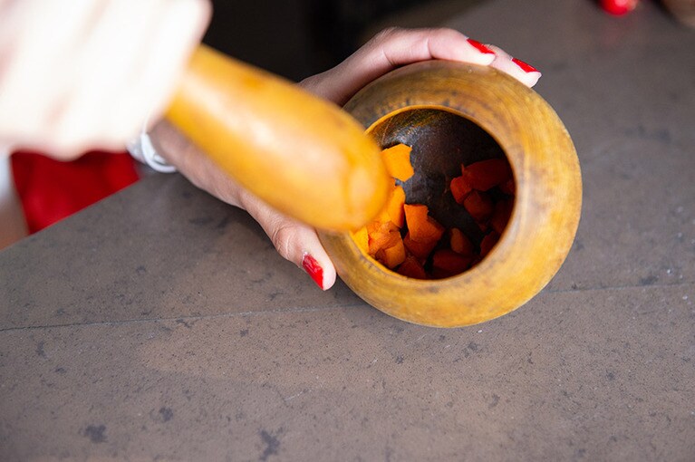 薬を意味するウブドに昔から伝わるレシピでスパイスをブレンド。