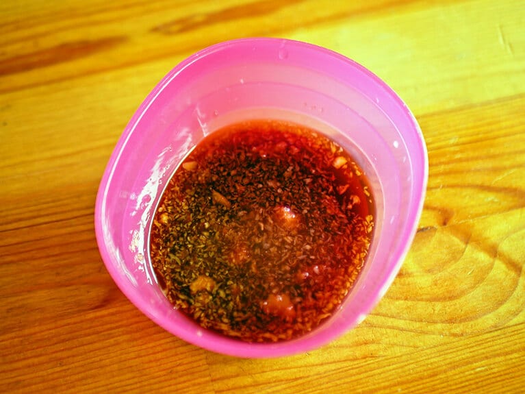 ［A］の材料はあらかじめ容器に合わせておく。