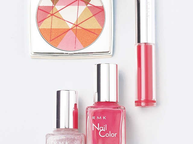 メイクアップのワクワク感に溢れたrmkの ピンクの魔法