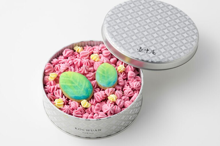 ふきよせクッキー缶「光華の庭」 5,292円。