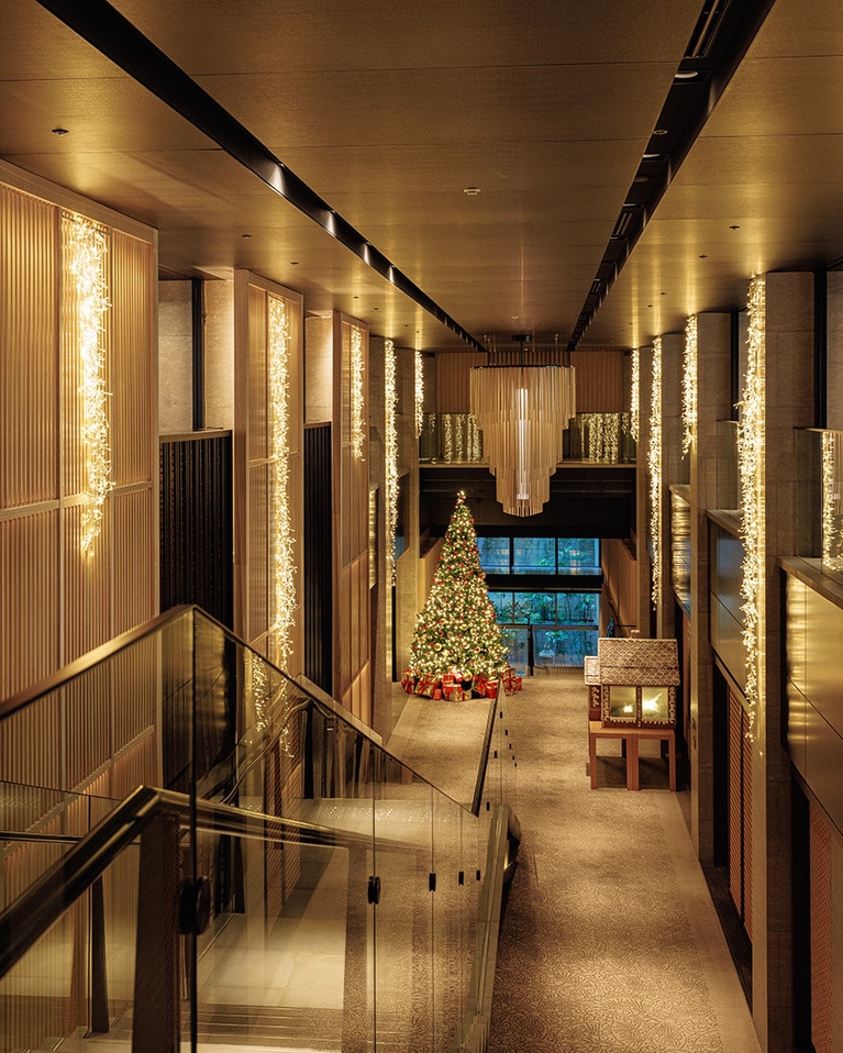 地下1階のクリスマスツリー。