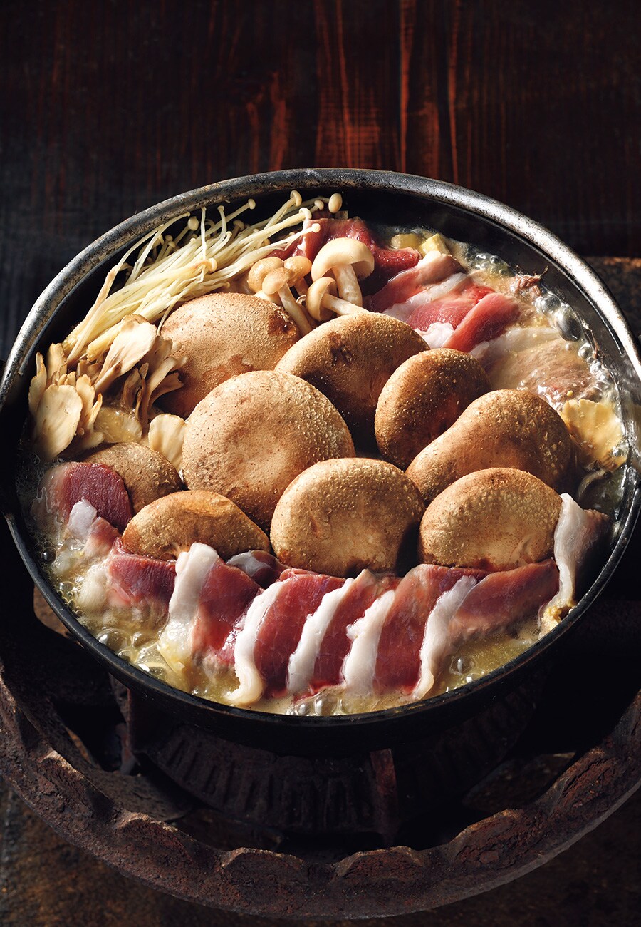 猪鍋・熊鍋コース(7,700円・2人前〜)／石器焼料理 きのこの里 鈴加園