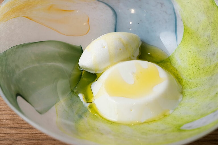 季節ごとのミルクの味も感じられる。