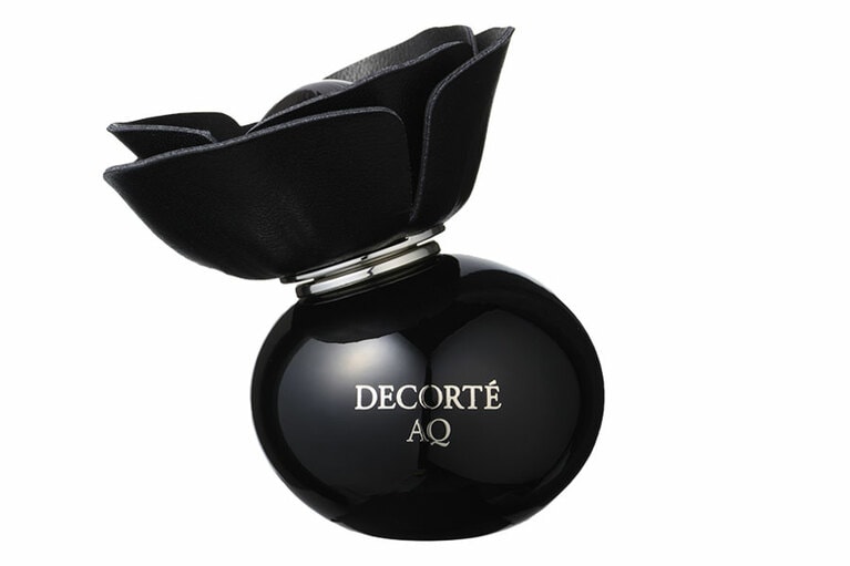 AQ パルファン 30mL。