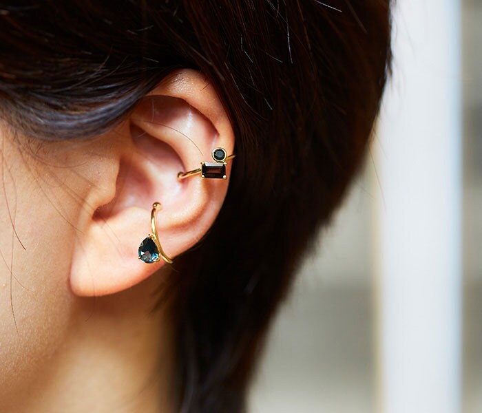 小ぶりなのでレイヤードしても素敵。