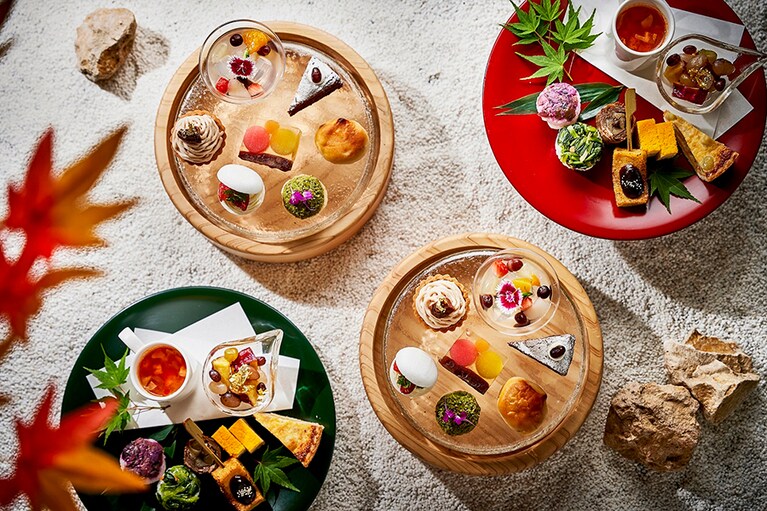 ウェスティン都ホテル京都。京菓匠「七條甘春堂」とコラボしたアフタヌーンティー 1名 6,500円。