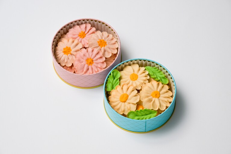 フラワーピクニックカフェ／お花のぼうろ コスモス＆マーガレット 2,900円。