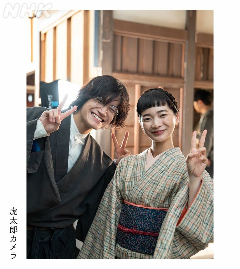 虎太郎役・小林虎之介が撮影したオフショット（『風、薫る』公式Instagramより）
