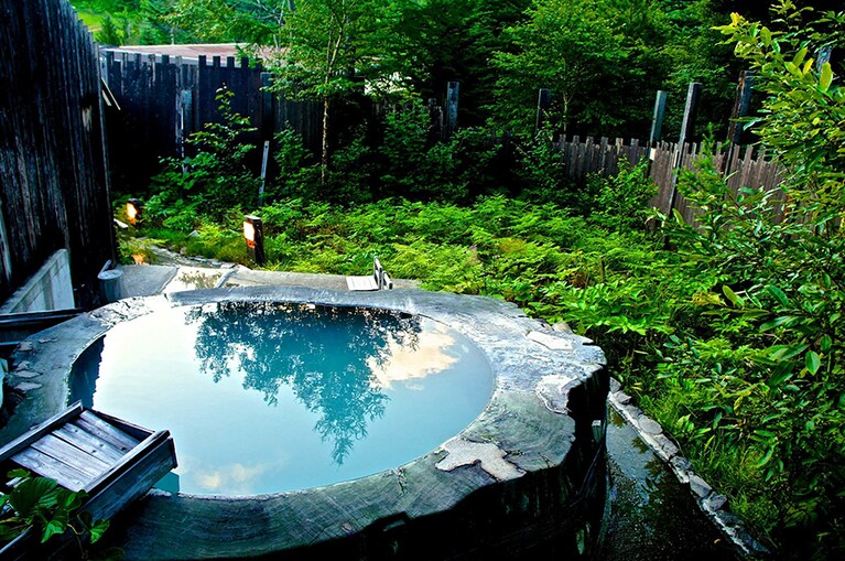 REDWOOD INN［長野／奥山田温泉］露天風呂。