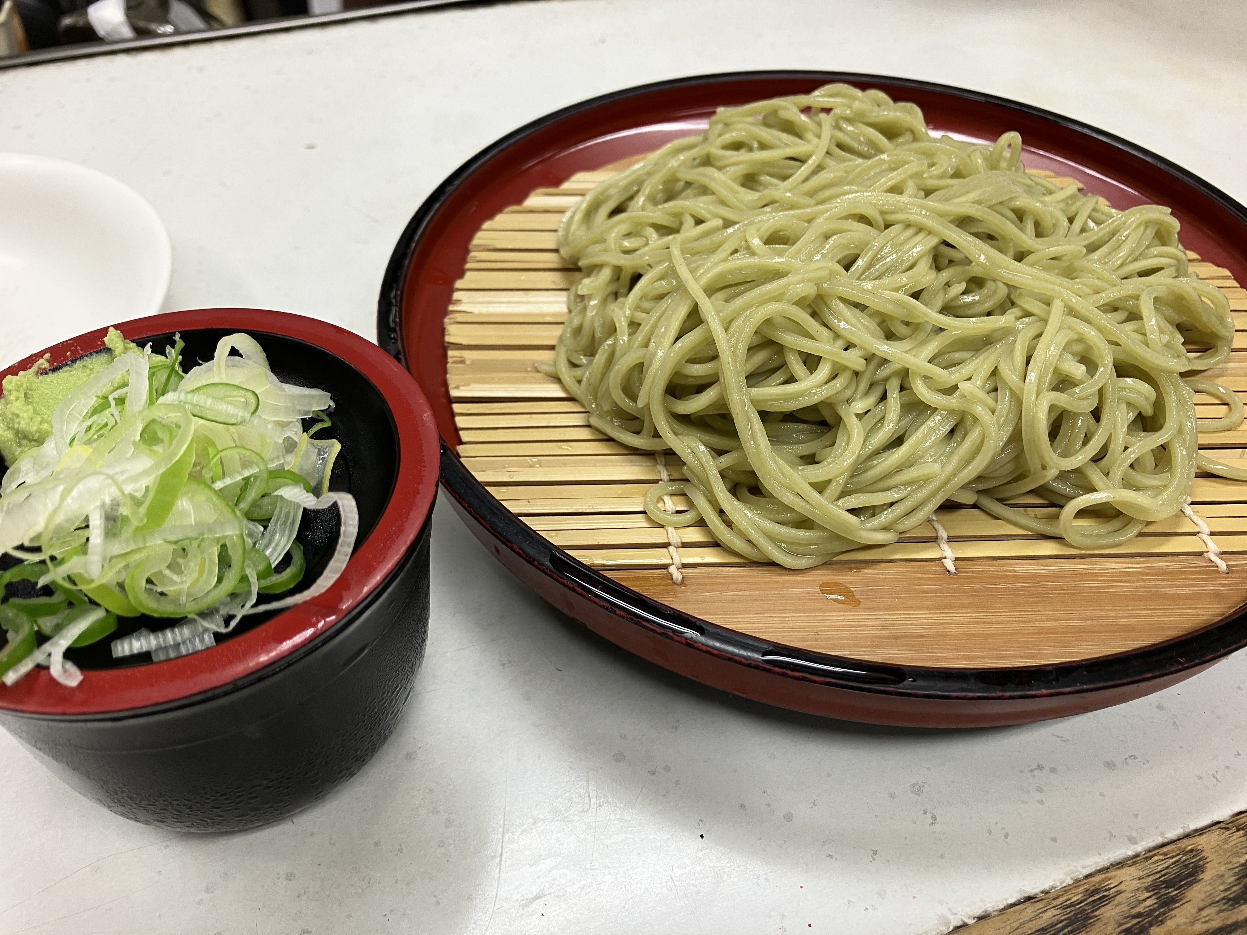 後日食べた「本格もりそば」もうまい