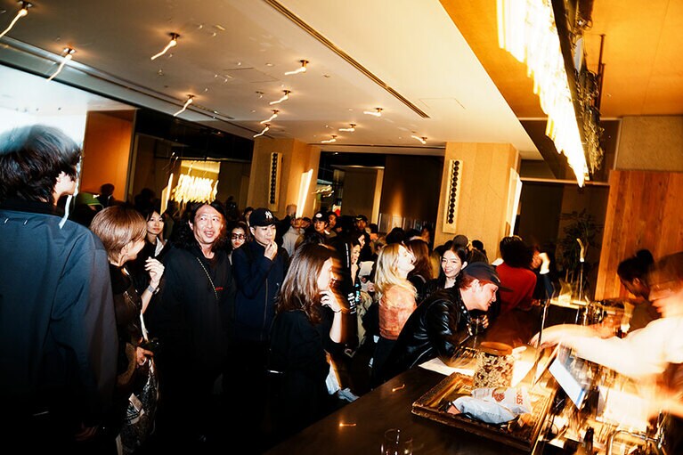 サロモンストア 東京渋谷