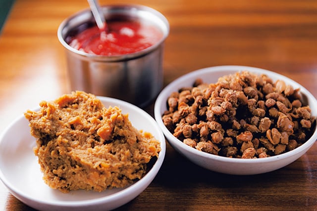 ビビンバのコチュジャンを含め、ジャンはすべて手作り。