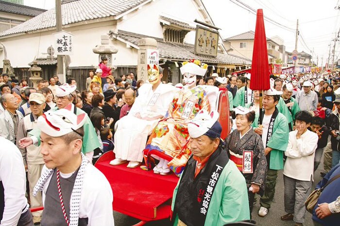 花岡福徳稲荷社 稲穂祭 きつねの嫁入り。