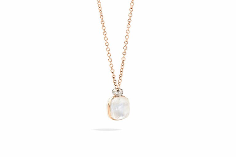 K18RG×K18WG×マザーオブパール他 (42cm)407,000円/(60cm)473,000円。