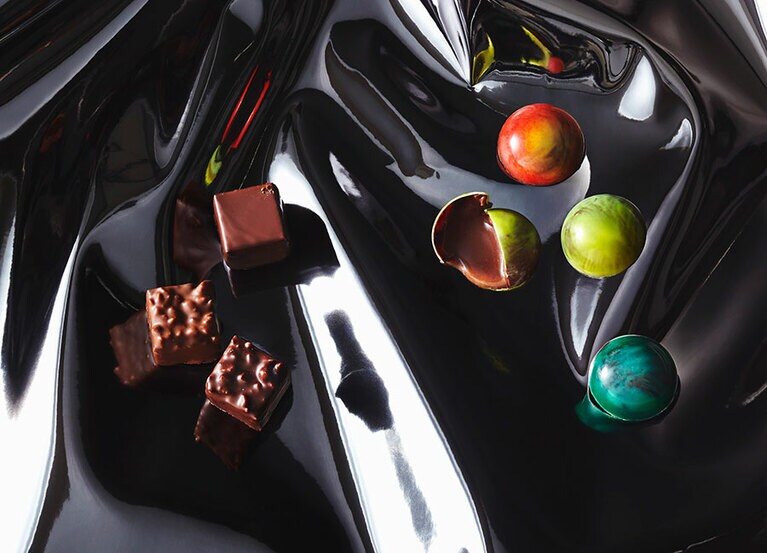 ※左)「ロシェ」5,940円、右)「髙島屋限定ドームアソート」7,452円／パトリック・ロジェ