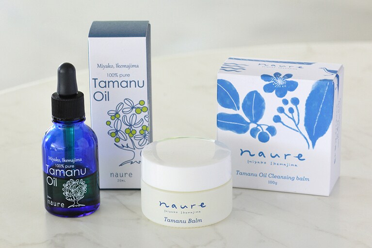 宮古・池間島産のタマヌオイルで作った“naure”の石鹼 2,860円ほか。