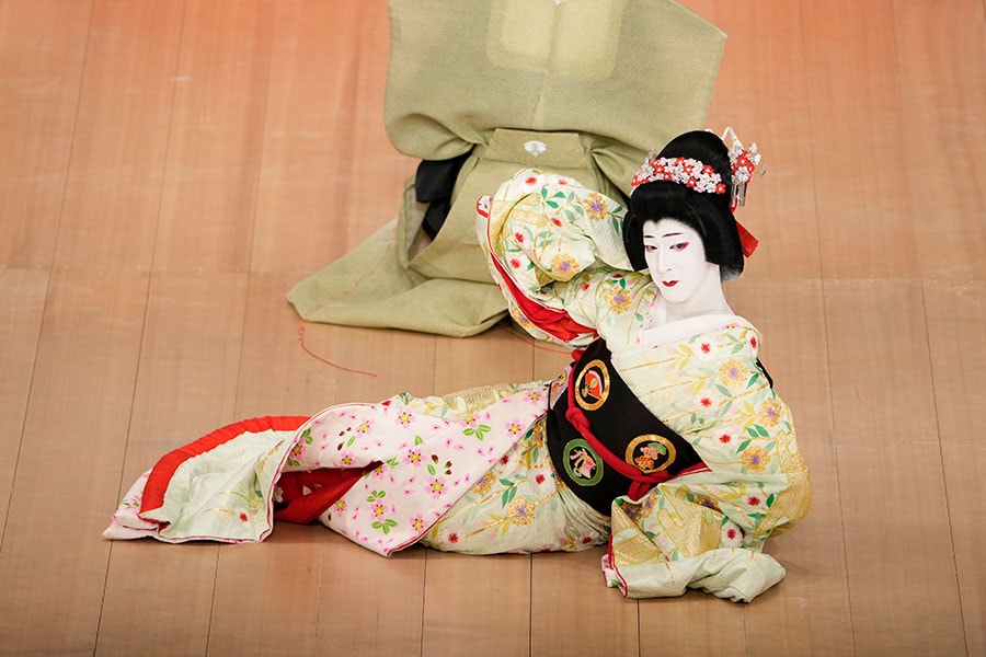 令和6年1月歌舞伎座『京鹿子娘道成寺』白拍子花子（©松竹）
