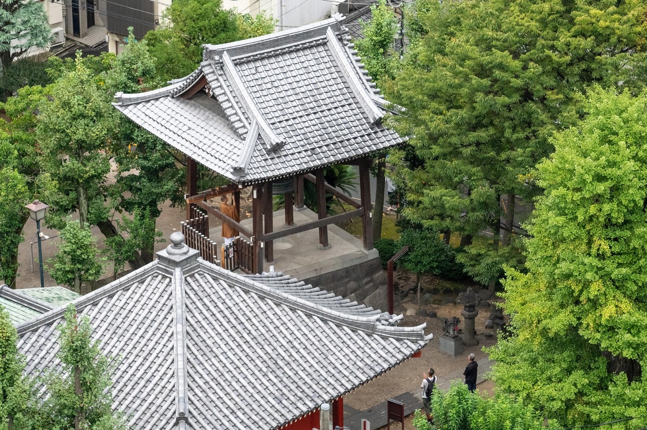 厳かな鐘の響き。清々しい気持ちで朝を迎えられます。