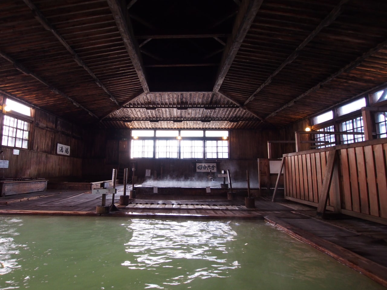 酸ヶ湯温泉（青森県）。