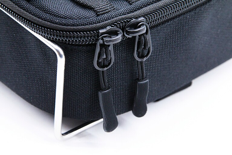 フロートケース。