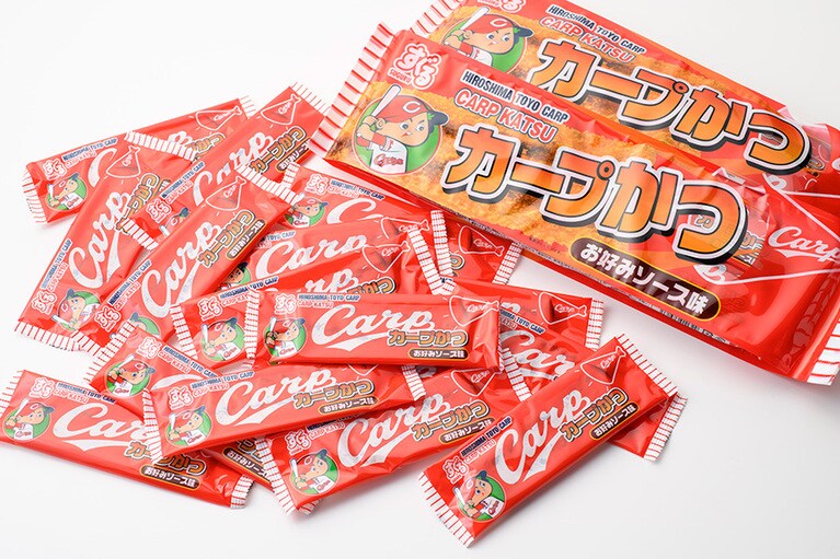 【広島県】すぐるの「Vカープかつ」オープン価格(16袋入り)。