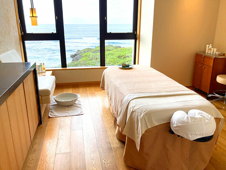 広大な海を目の前にからだの芯から癒される。