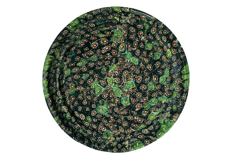 《千華文の皿》前1～後1世紀　ガラス　平山郁夫シルクロード美術館蔵