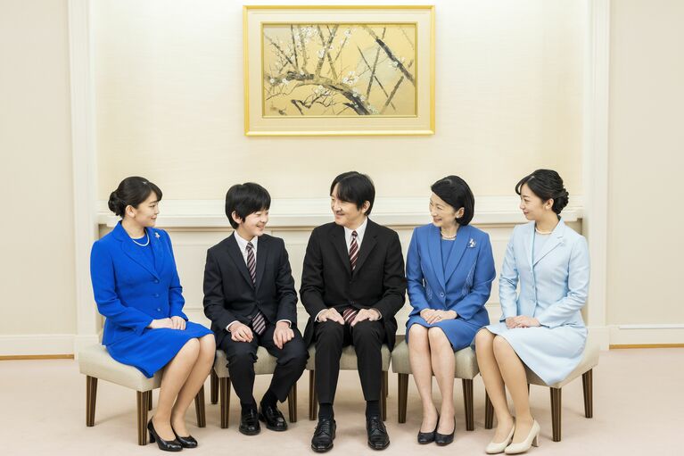 宮内庁提供