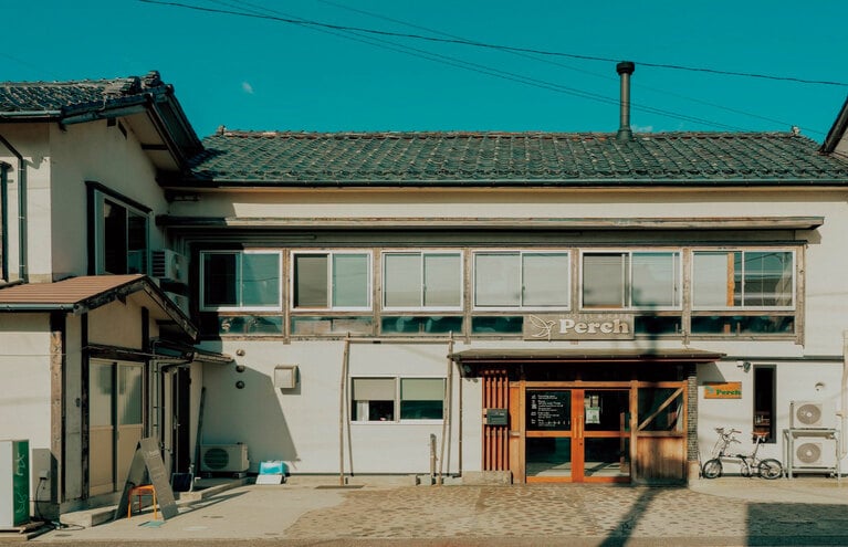 本館近くに別館が3棟あり、客室は全16部屋。