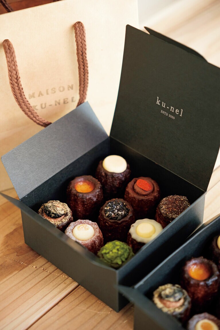 「京都奥丹波カヌレ」9個入り 2,710円。