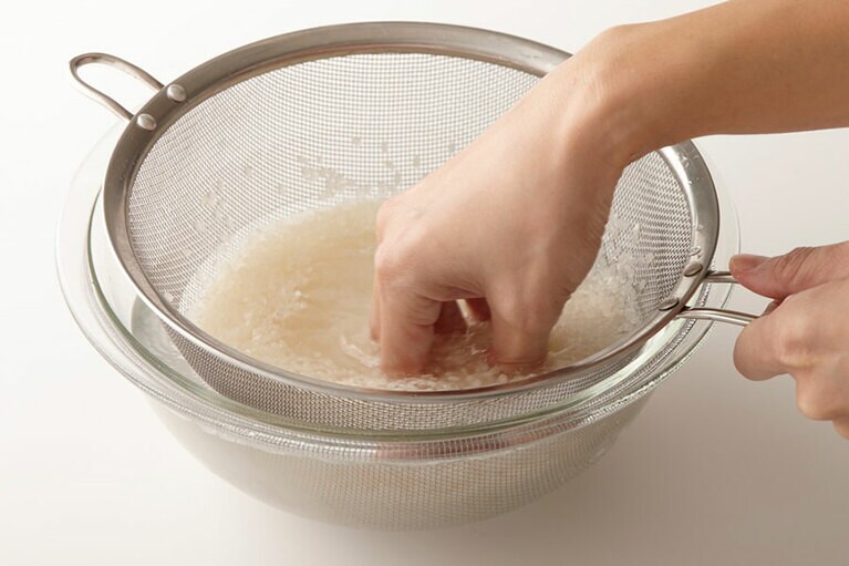 鼻歌でも歌いながら。