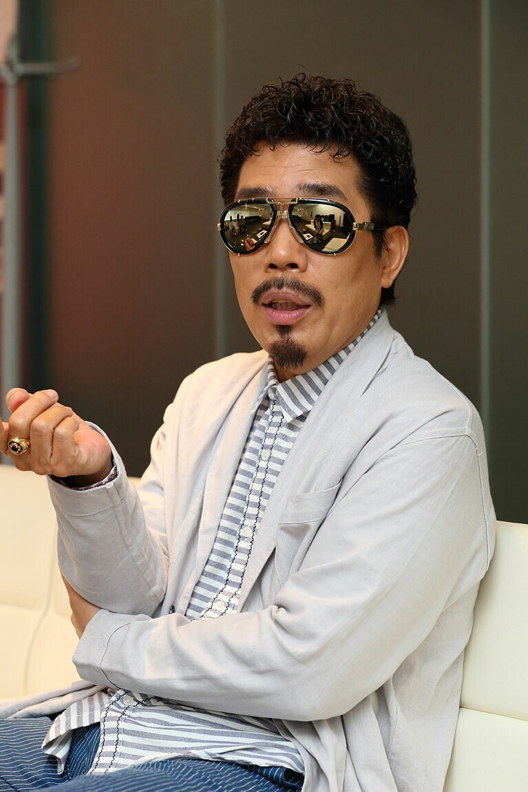 鈴木さんとJO１の河野純喜さんはLINEでつながっており、紅白を一緒に盛り上げようと約束したのだとか。クッ、ステージもエピソードもエモエモエッサイム！（文藝春秋）。