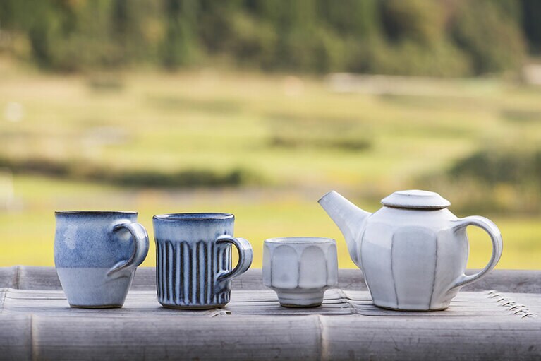 自然の中で、美しく使いやすい器が生まれる。