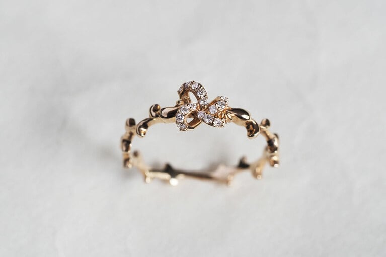 PARCELLE JEWELRY リング 79,200円。【取扱店舗】新・横・大・京