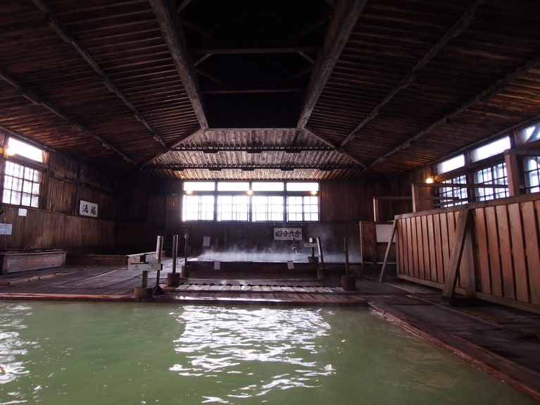 酸ヶ湯温泉（青森県）。