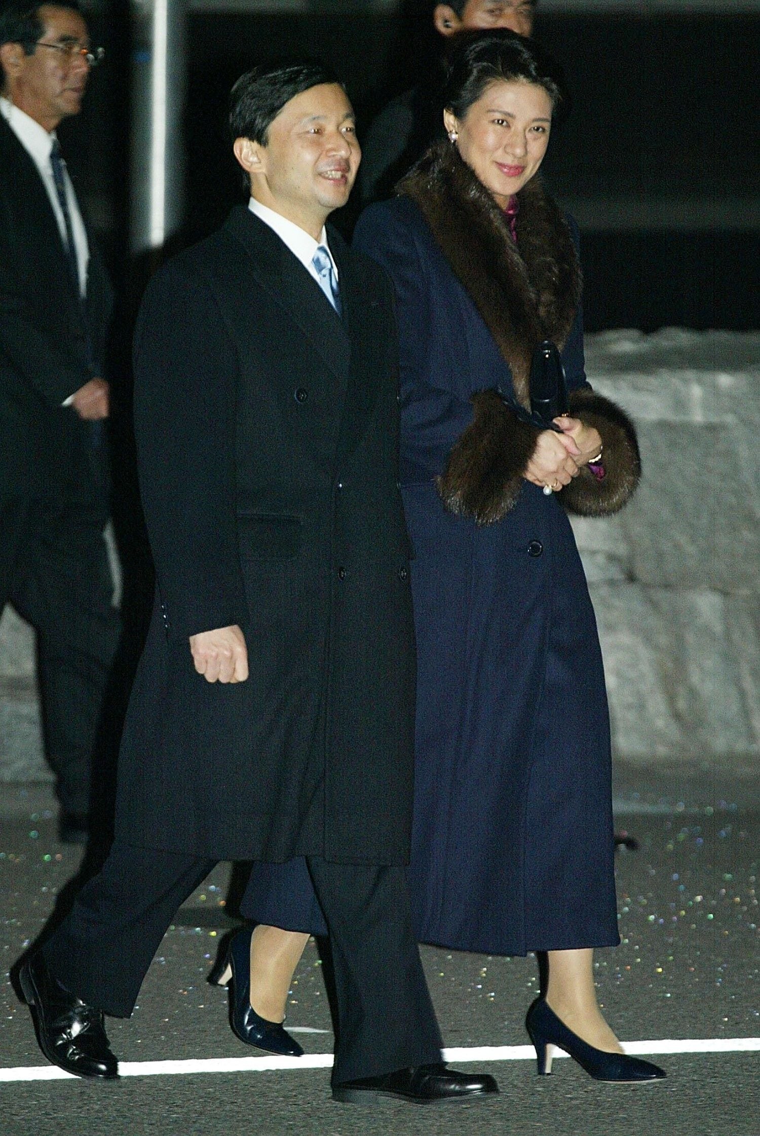 2002年12月11日、ニュージーランド、オーストラリア公式訪問に出発される天皇皇后両陛下　©getty