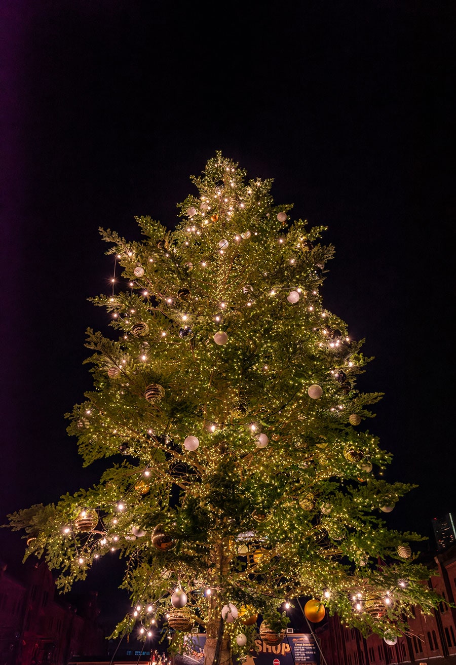 【神奈川県】Christmas Market in 横浜赤レンガ倉庫。写真：アフロ