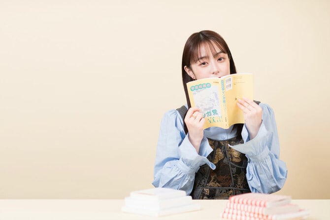 宇垣美里『今日もマンガを読んでいる』サイン本 つくづくエンタメは現実を救う――マンガ愛『今日もマンガを