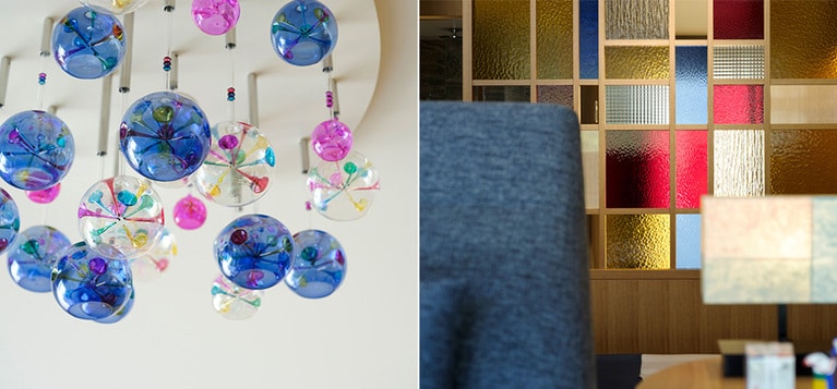 長崎ビードロやステンドグラスなど、どの客室でも長崎の文化が楽しめる。