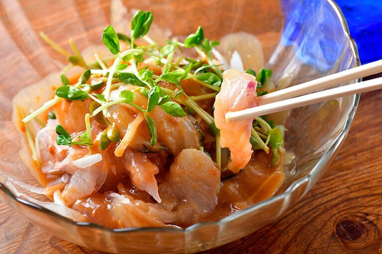 「刺身(酢味噌あえ)」1,100円。