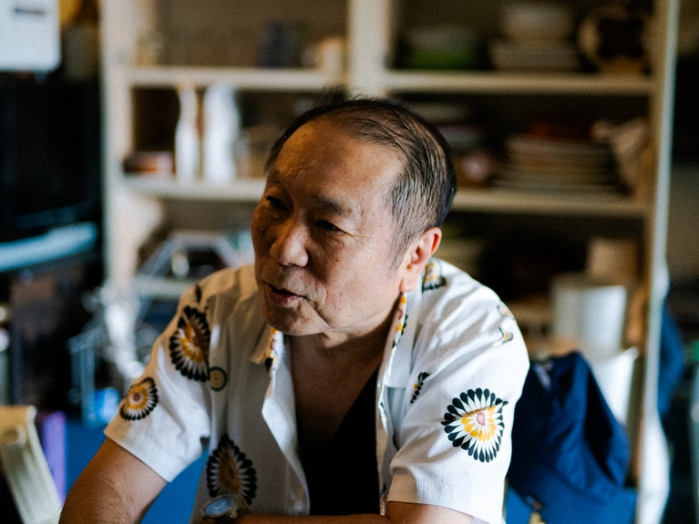 近田春夫さん。11月25日（火）に、半世紀を超すこれまでの音楽活動を概観する新刊『未体験白書』（シンコーミュージック・エンタテイメント）が発売される。12月11日（木）には、LOFT9 Shibuyaで発売記念トークライブも開催。